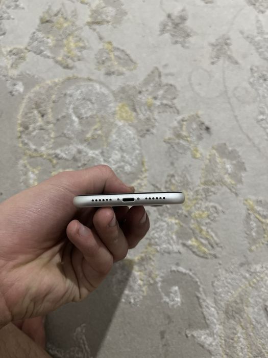 Айфон 11  идеал  срочно