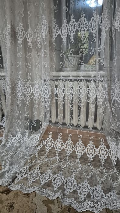 Тюль с узором бел