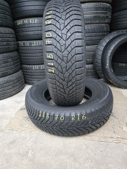 2 sau(4) Anvelope M/S Yokohama 215/70 R16  Stare impecabilă.