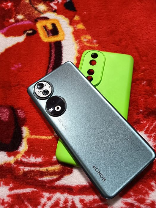 Honor 90  512+12+7 GB RAM