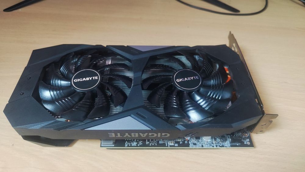 Видеокарта RTX 2060