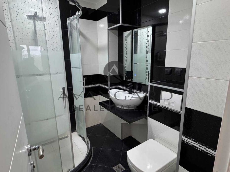 Продава се Тристаен апартамент в Пловдив, Кършияка - 176 кв.м за 2586 €/кв.м - Снимка #6