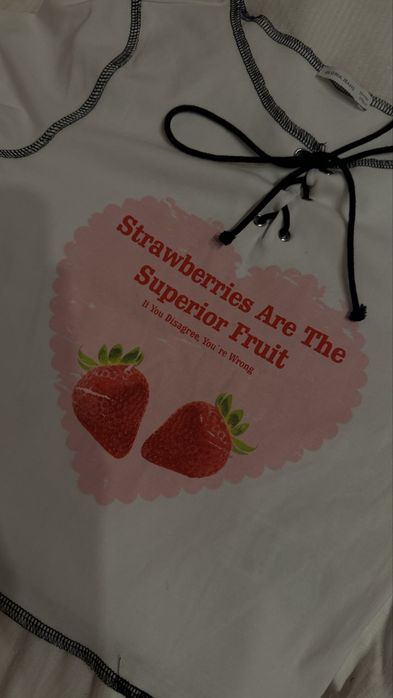 футболка для девочки с интересным дизайном