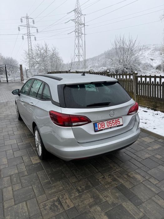 OPEL Astra Sport Tourer , cutie automata