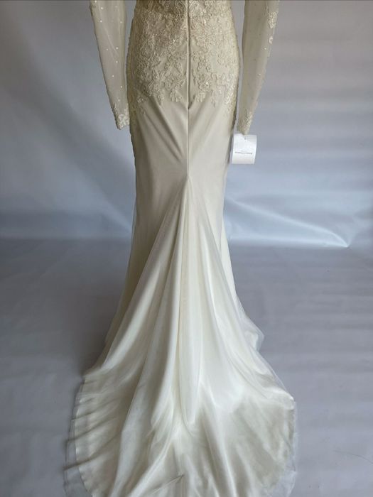 Vand Rochie de Mireasă stil sirenă