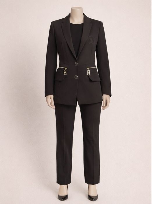 Сако и панталони Elisabetta Franchi може и комлект