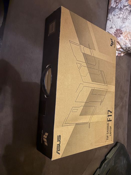 ASUS TUF F17 ; i7 nvidia 32gb ram