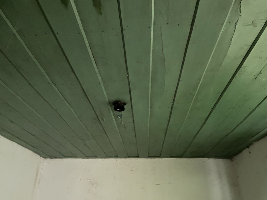 Продавам къща на село