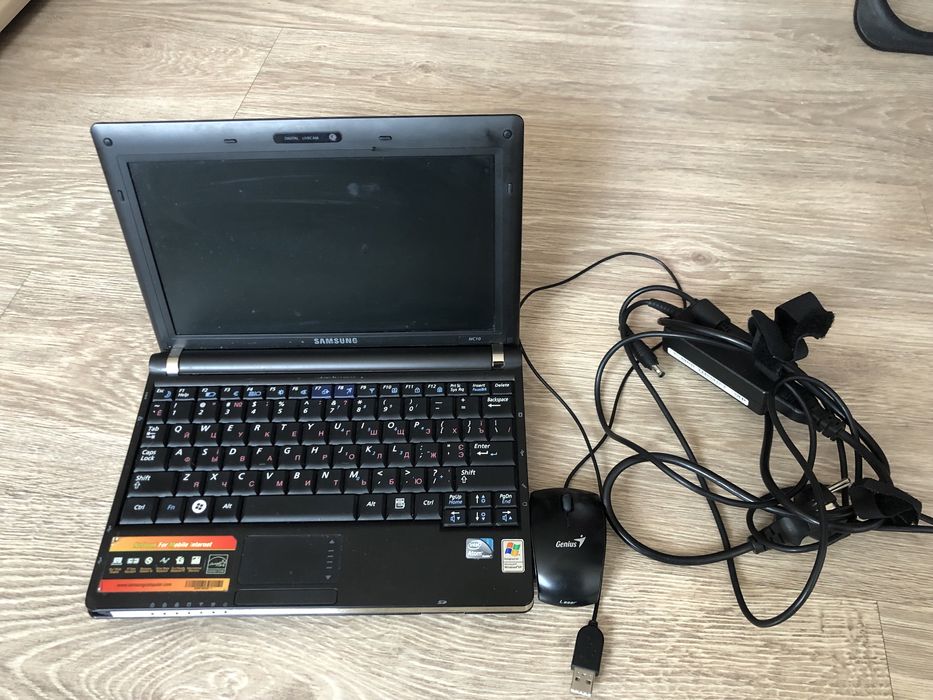 Продам нетбук