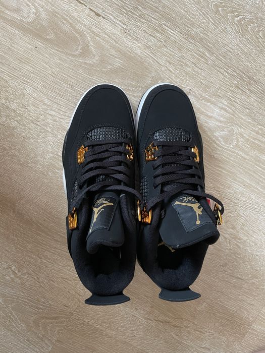 jordan 4 retro royality