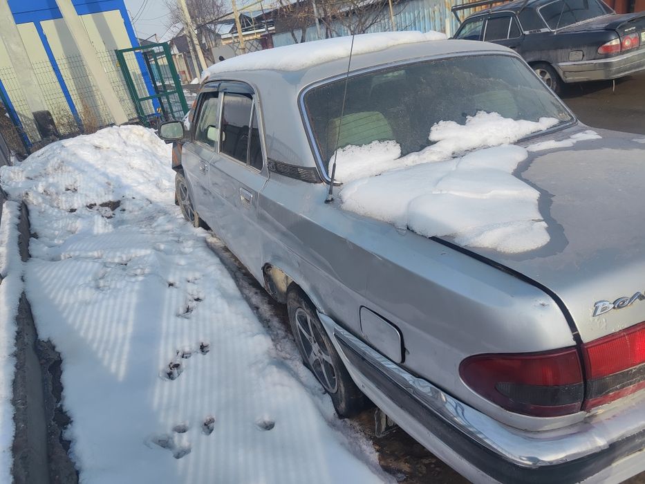 Волга на запчасти.