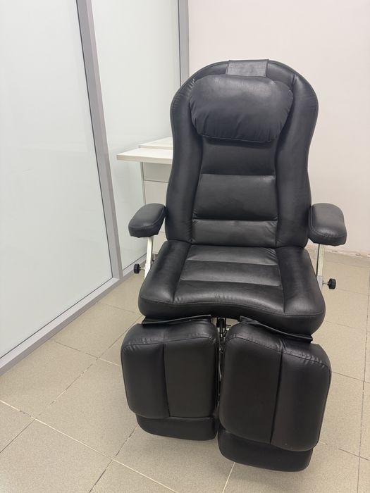 Продам педикюрное кресло
