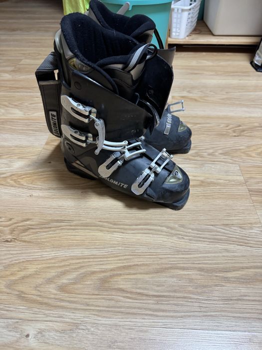 Ботинки для лыж