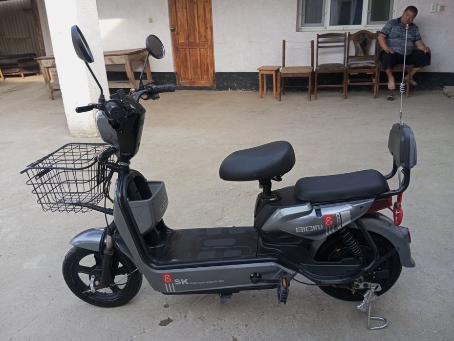 SK8 350 ват скутер