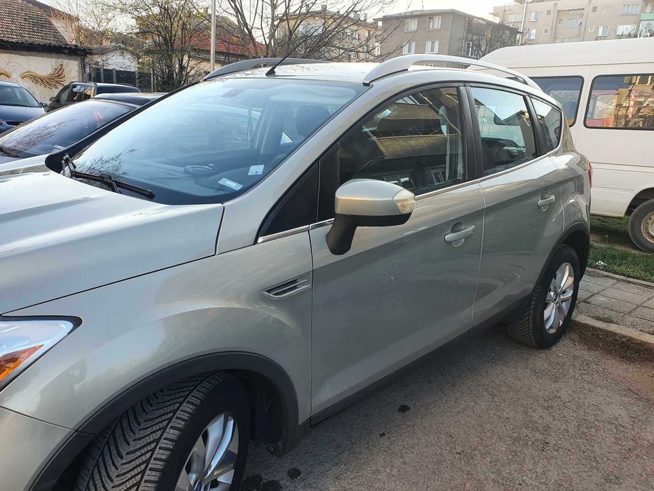 FORD KUGA 2010 год