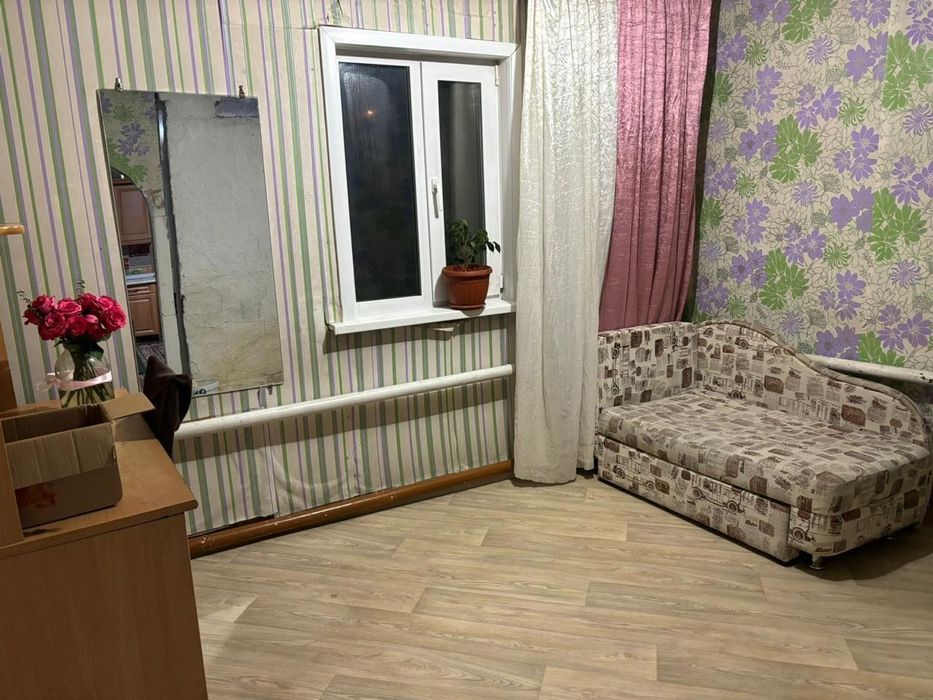 Срочно продам два дома в Рабочем поселкк