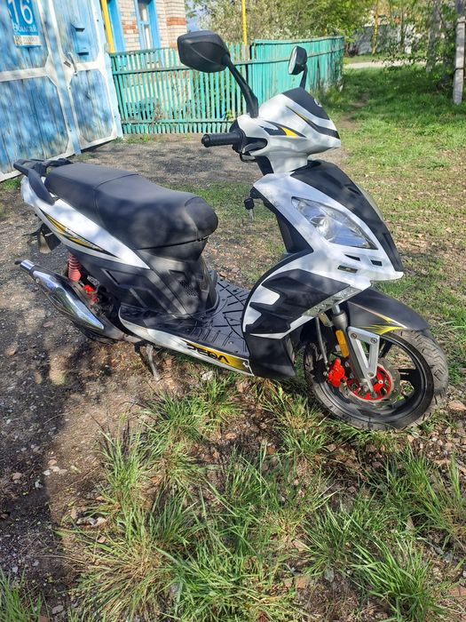 Продам скутер 125куб