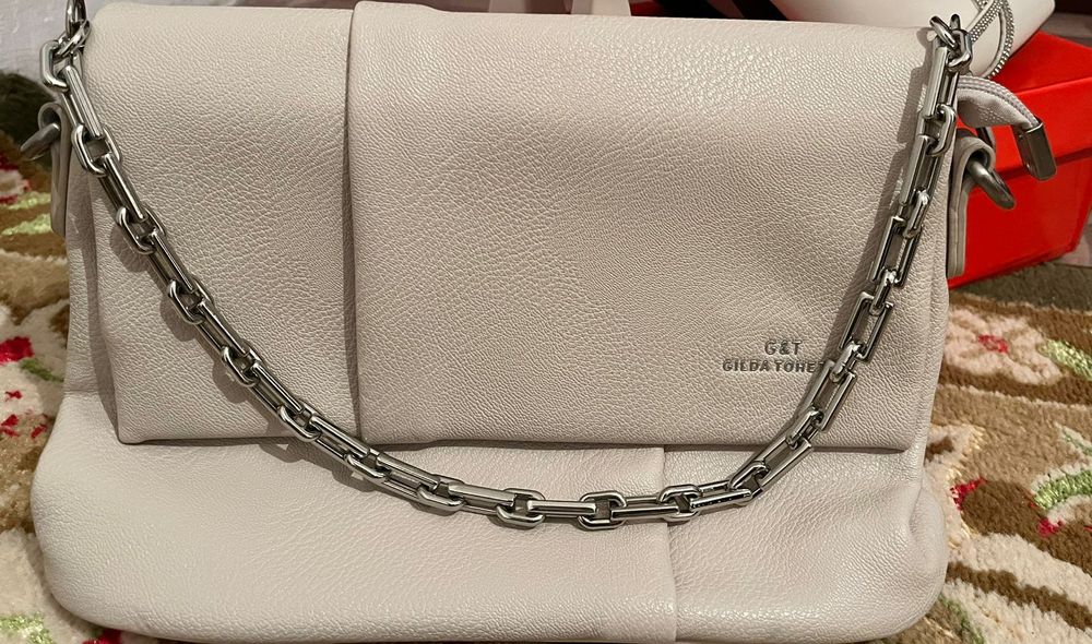 Сумка в хорошем состоянии