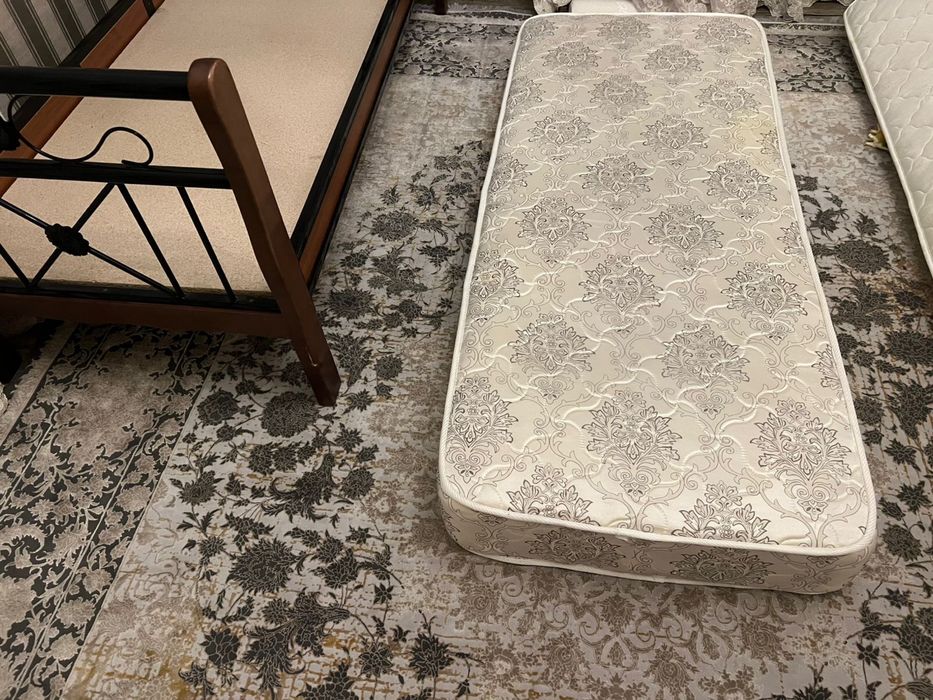 Кровать одноместный