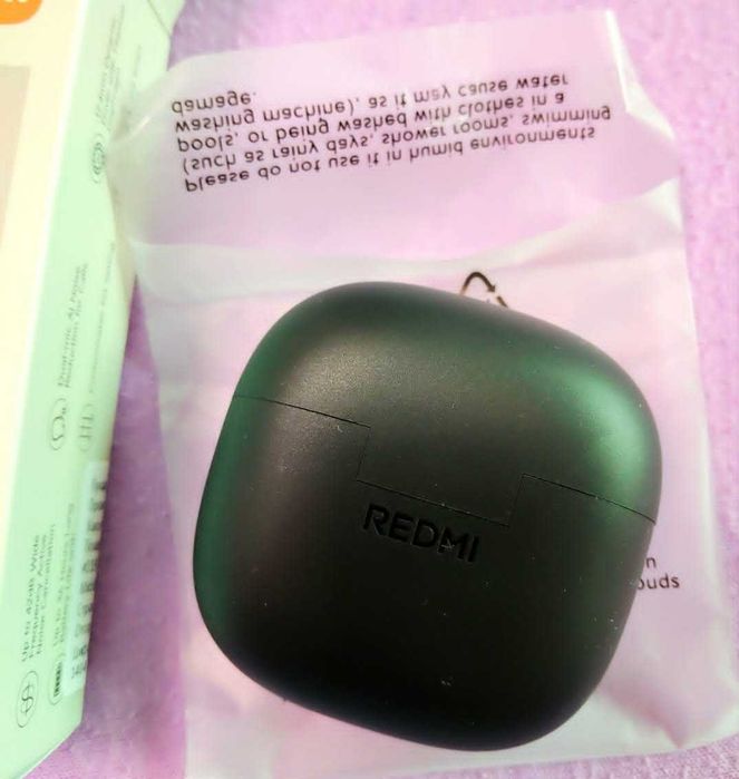 Безжични слушалки Xiaomi buds 8 lite