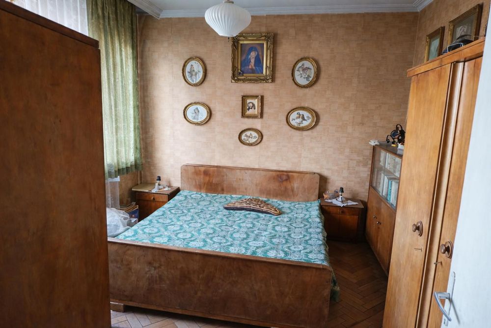 Продава се Тристаен апартамент в София, Медицинска академия - 97 кв.м за 1682 €/кв.м - Снимка #2