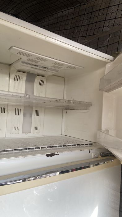 Продается Daewoo холодильник