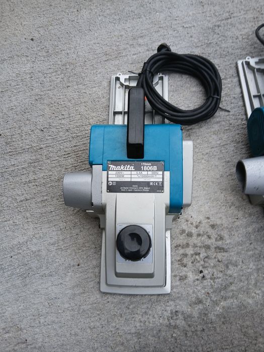 Електрически рендета Makita 1200вата 1806B