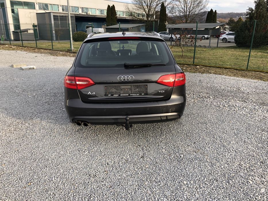 Audi A4 B8 2.0 TDI 2012 bi-xenon