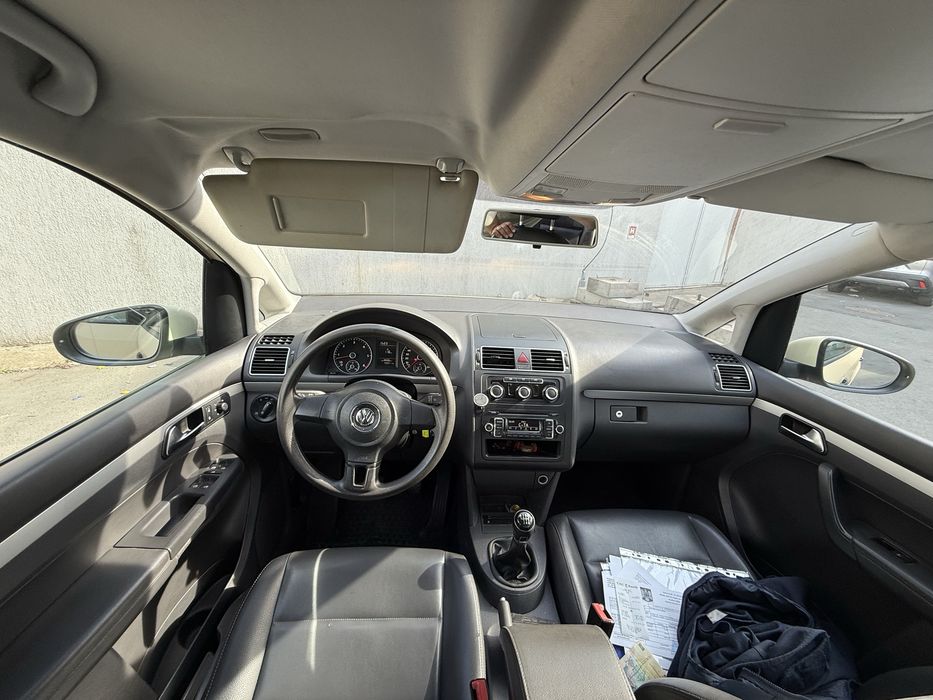 VOLKSWAGEN Touran 2014 — imagine 5