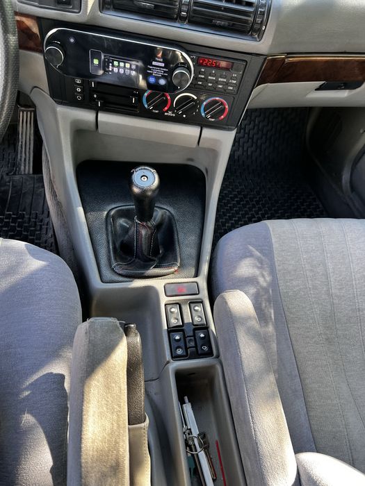 Продам Бмв е34 525 на механике