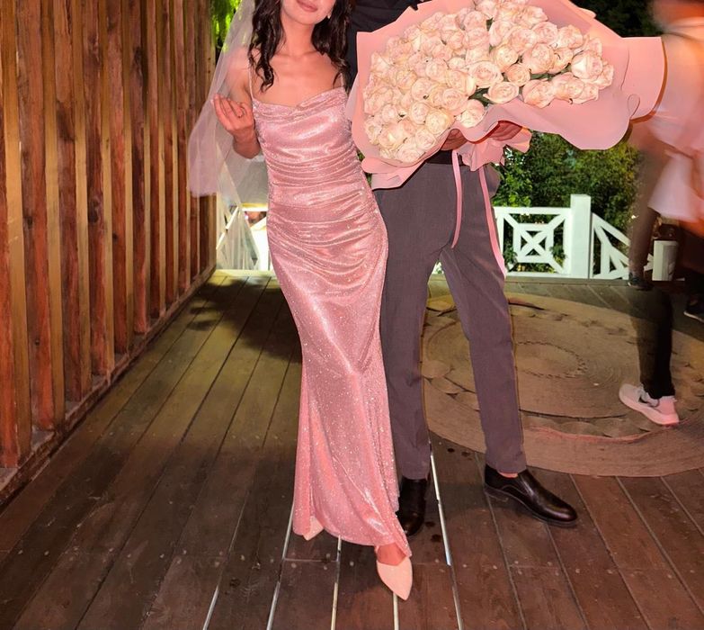 Продам платья все в отличном состоянии