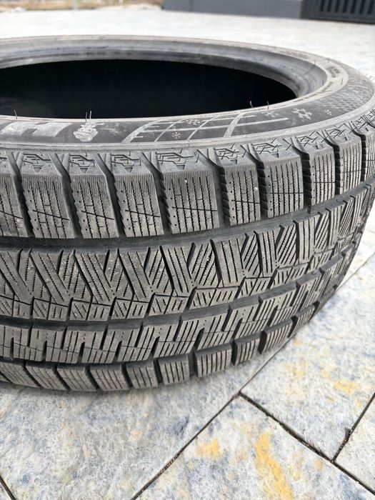 Шины зима kapsen новый