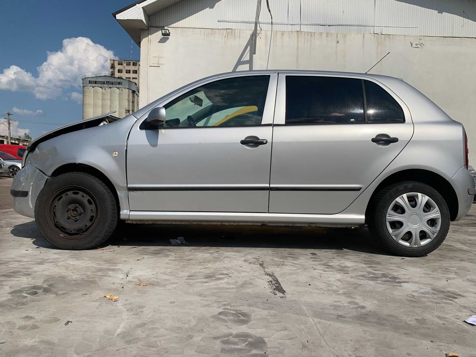 dezmembrez skoda fabia 1 motor 1.2i/aripi fabia1 /bara fata fabia 1/