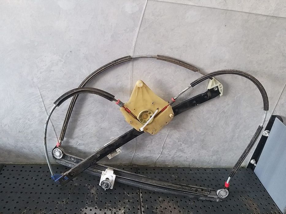 Macara geam electric stanga fata audi a3 8l