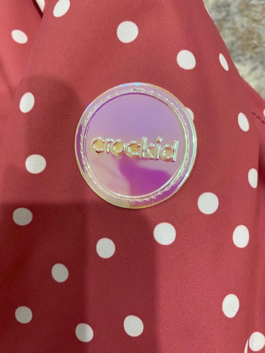 Продам куртку на девочку весна-осень