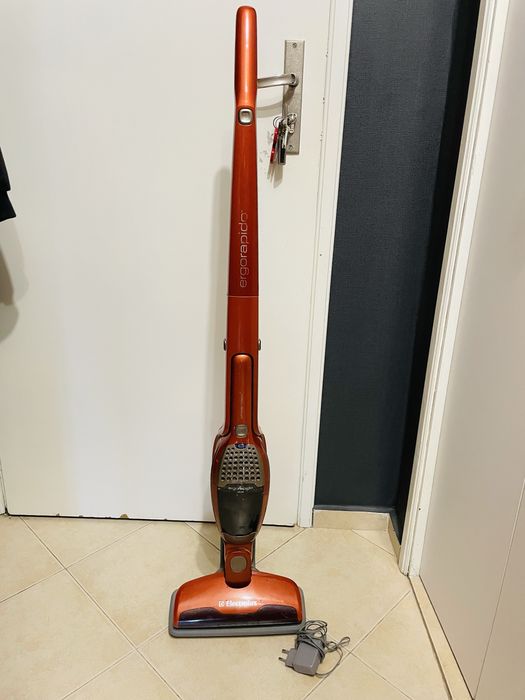 Прахосмукачка електролукс