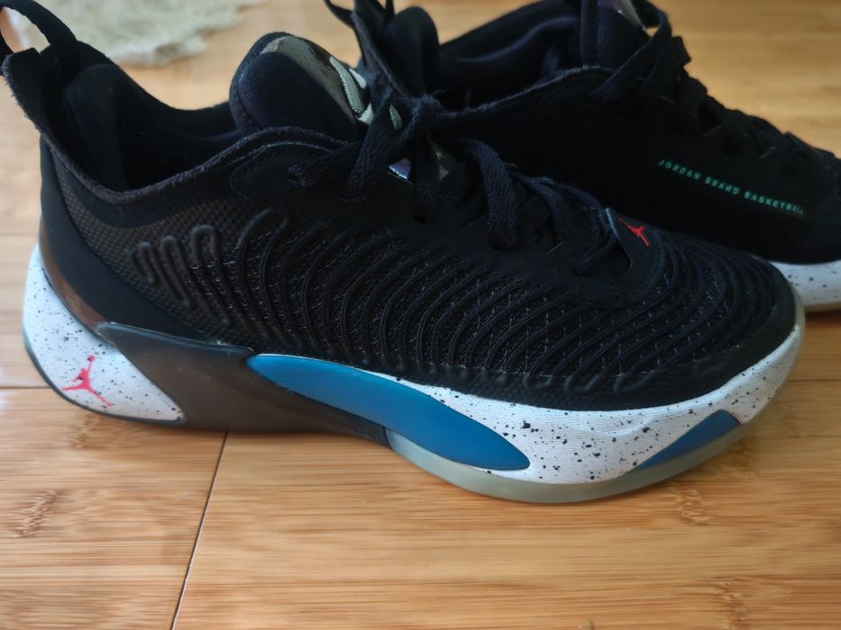 Adidași Jordan Luka 1 mărimea 42