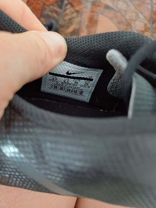 Детски бутонки на Найк