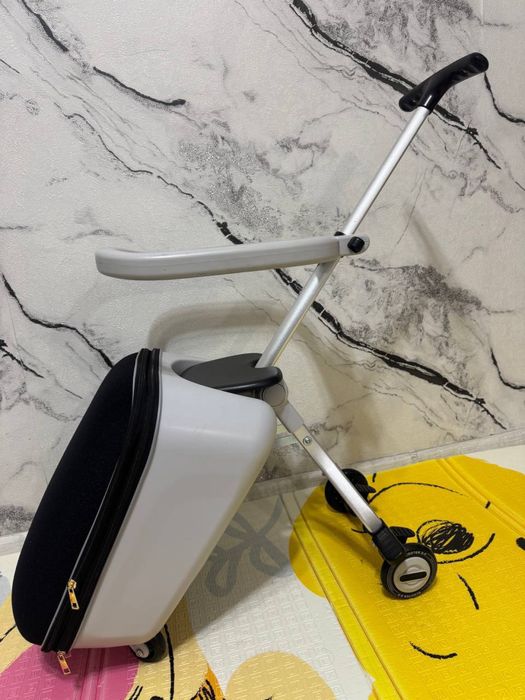 Кроляска дорожная жля детей с чемоданом