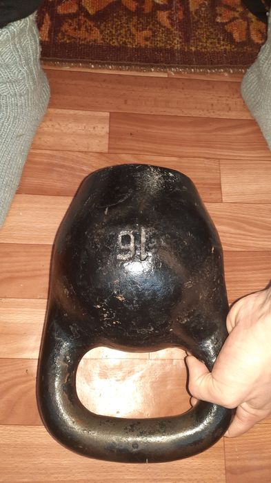 Гири 32 кг 16 кг