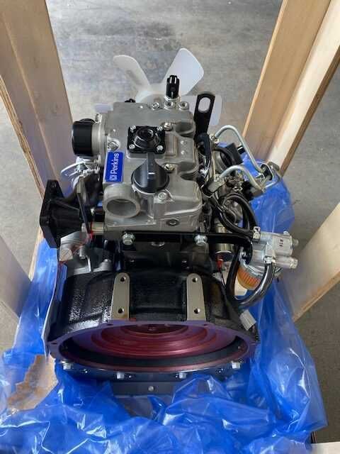 Motor complet Perkins 402J-05 - Piese de schimb utilaje