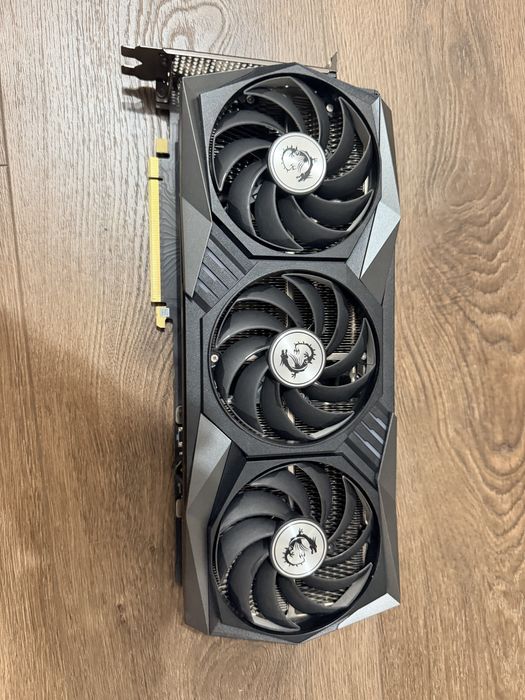 GeForce RTX 3070 MSI Gaming Z Trio