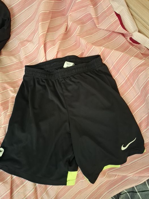 Къси гащи Nike Dri-Fit