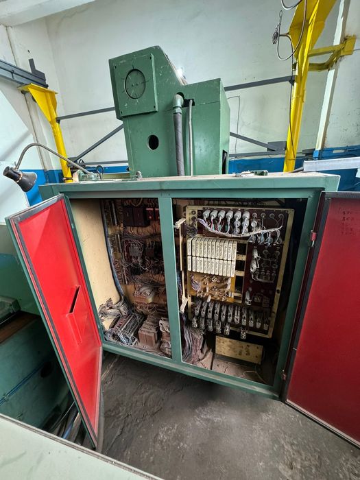 Продается плоскошлифовальный станок  ЗЛ722А