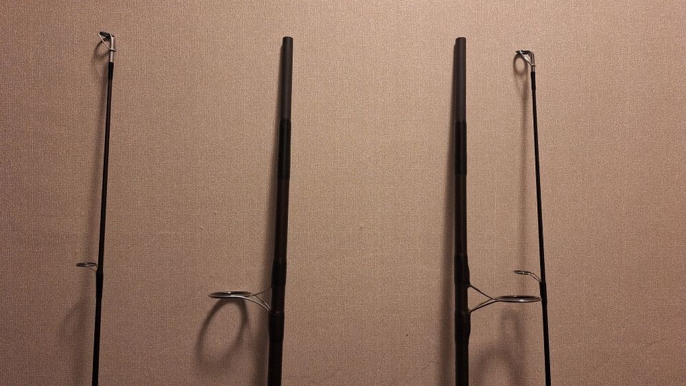 Въдици, макари шаранджийски принадлежности.