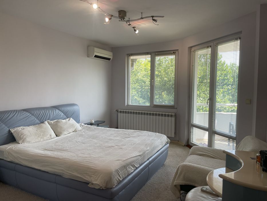 Дава се под наем Къща в Велико Търново, Колю Фичето - 400 кв.м за 1800 € - Снимка #11