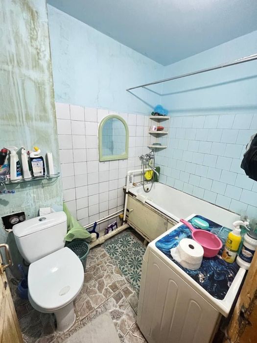 8 квартал 2/1/4 Балкон 2х6‼️Кирпич Продам