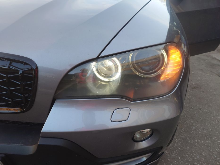 Фарове за BMW e70 dynamic xenon оборудвани