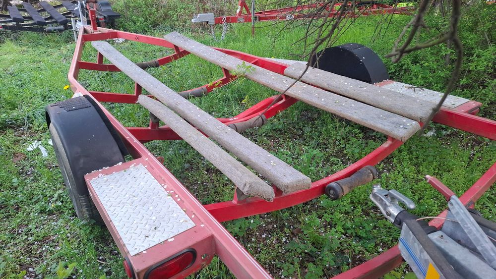 Колесари за лодки