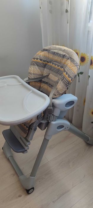 Стульчик для кормления Joie